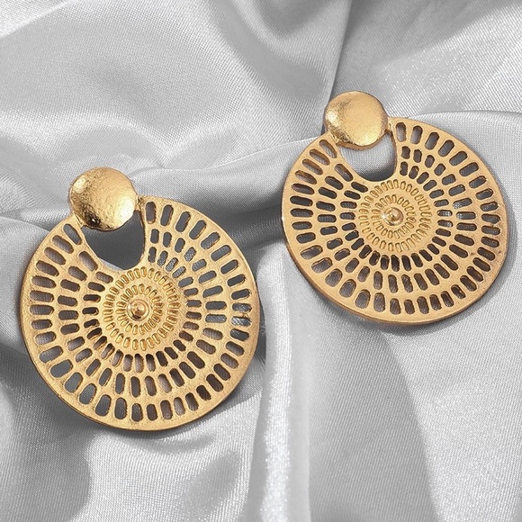 Hollowed Round Circle Stud Drop Earrings - Picture 2 of 5